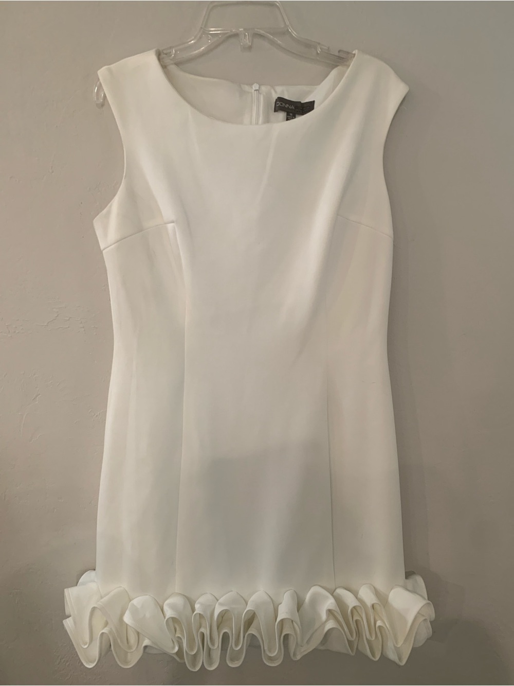 Donna Ricco White Sleeveless Mini Dress with Chic Mode Ruffle Hem Detail 14 NWT